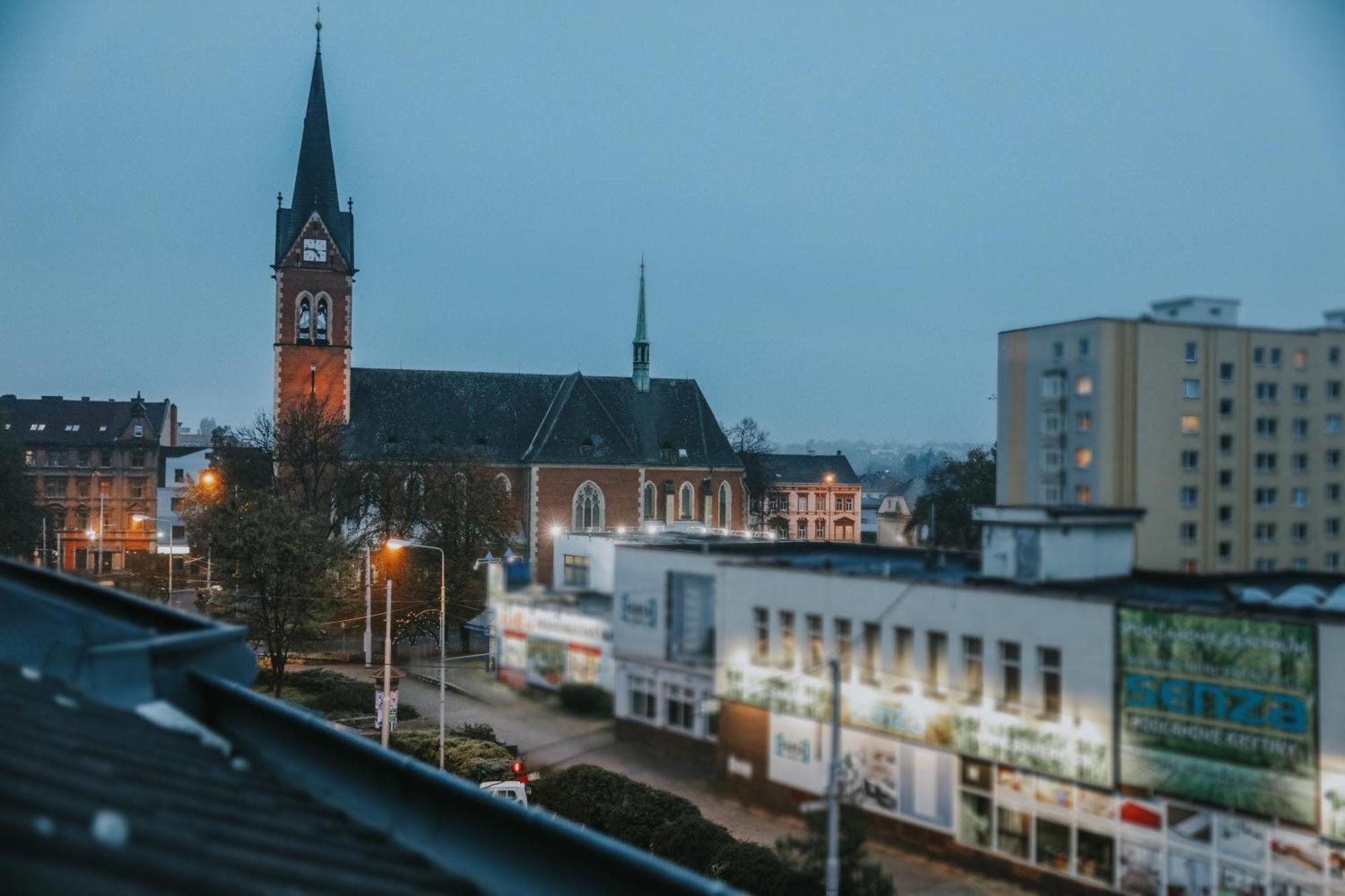 Oasis Teplice Hotel ภายนอก รูปภาพ